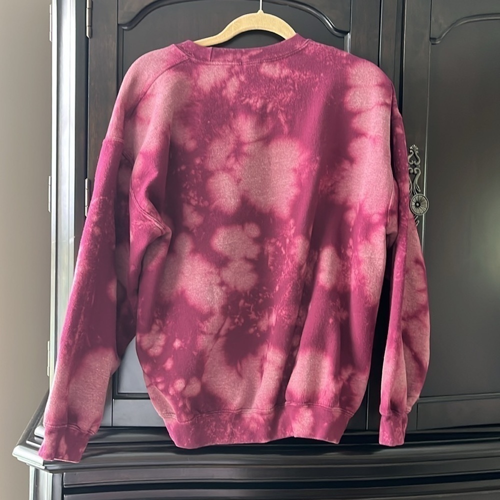 Gildan tie-dye rock and roll sweatshirt - Picture 8 of 8